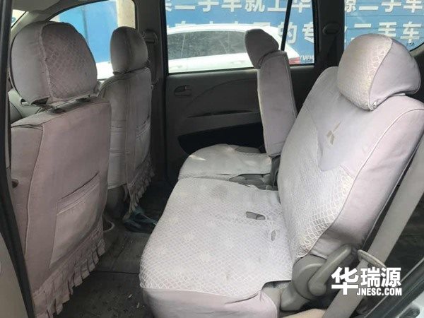 三菱君阁，多功能休旅车型，只售2.65万