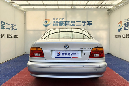 日照二手宝马5系 2003款 520i 2.2L 手自一体